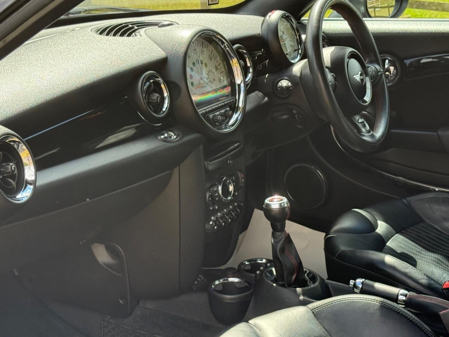 Used MINI Roadster 2012 for sale - 77080741: Photo 26