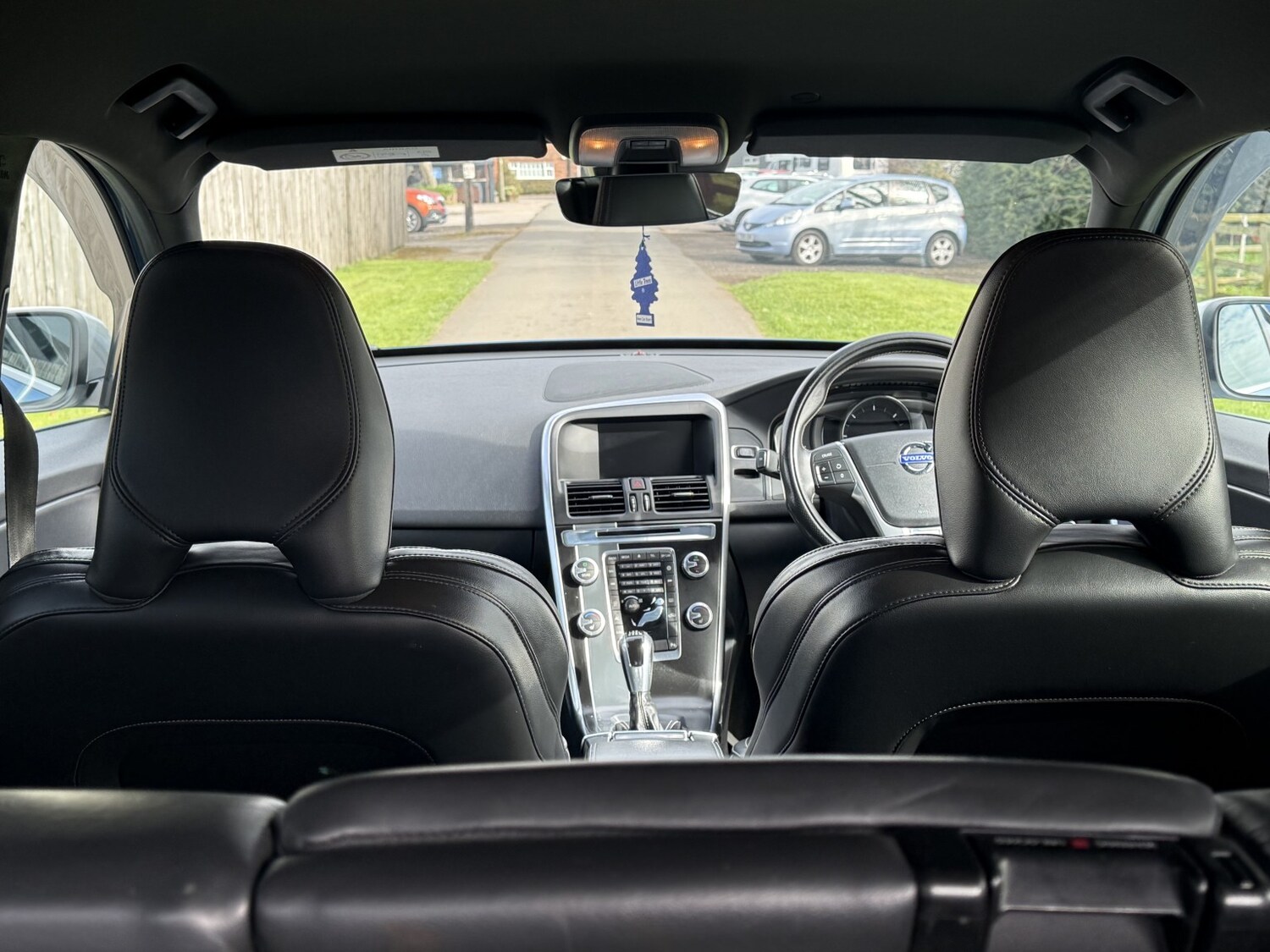 Used Volvo XC60 2015 for sale - 78077844: Photo 35