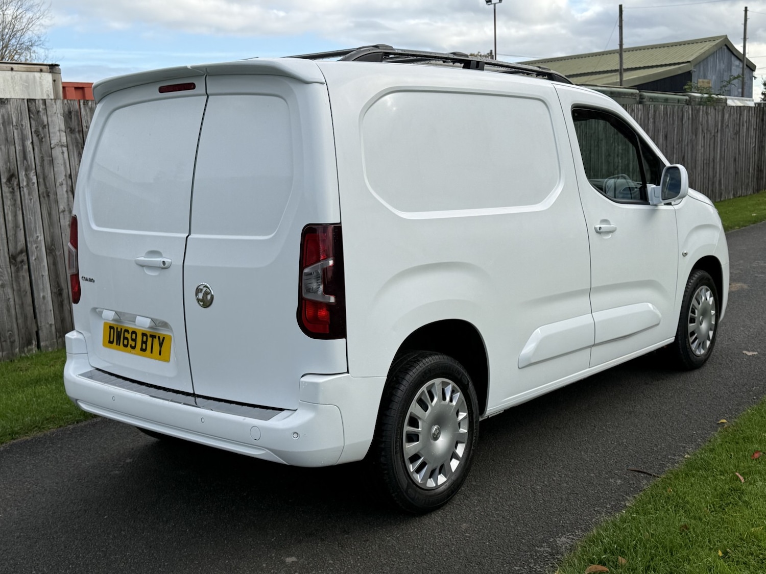 Used Vauxhall Combo 2020 for sale - 76407508: Photo 16