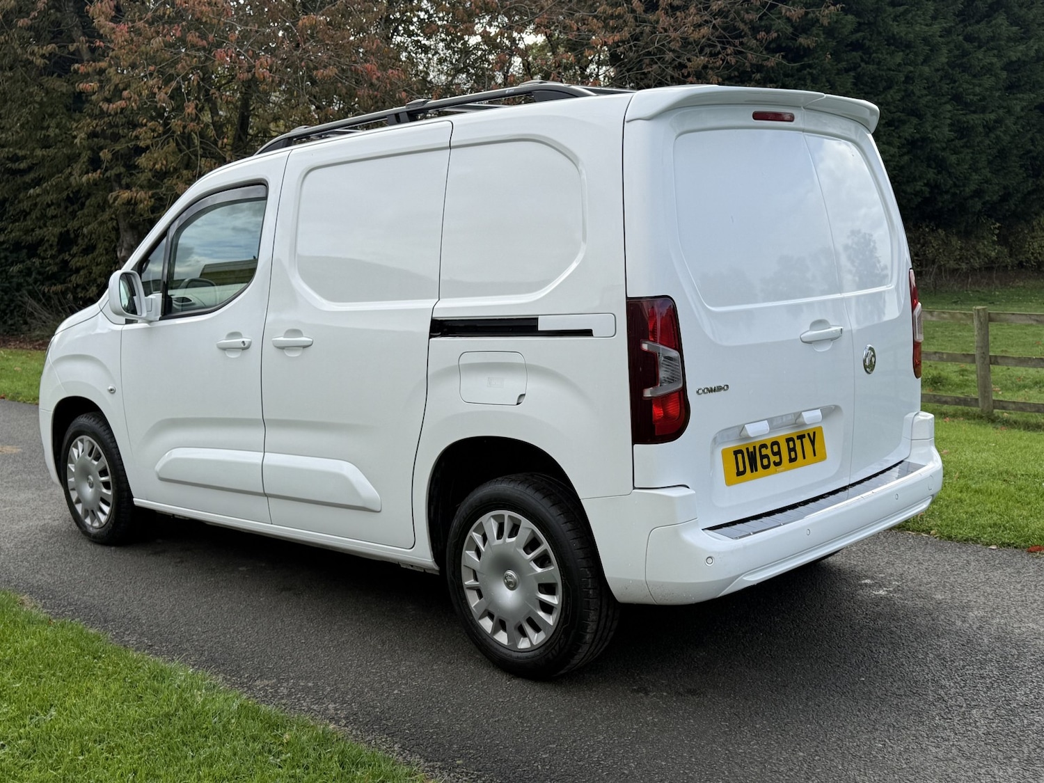 Used Vauxhall Combo 2020 for sale - 76407508: Photo 21