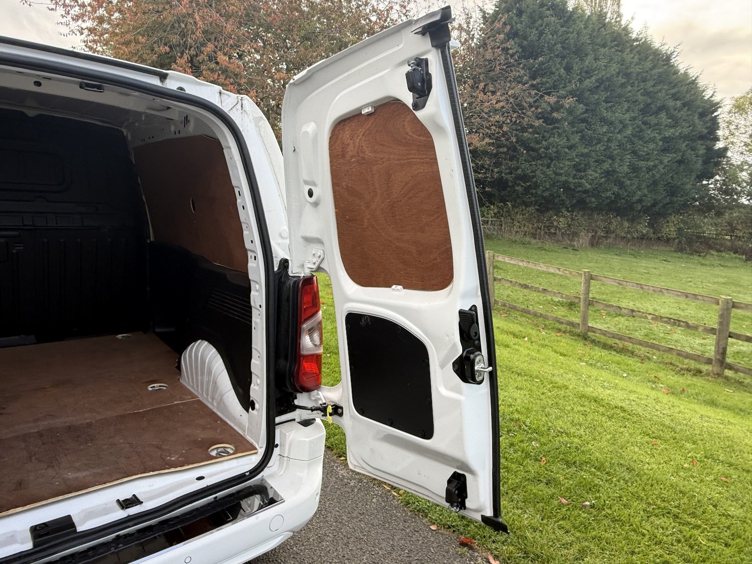 Used Vauxhall Combo 2020 for sale - 76407508: Photo 33