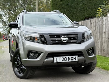 Used Nissan Navara 2020 for sale - 76211798: Photo
