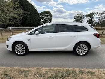 Used Vauxhall Astra 2014 for sale - 79519600: Photo