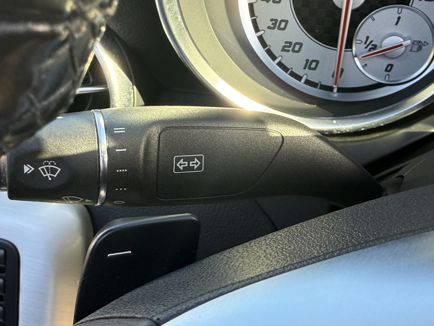 Used Mercedes-Benz SLK 2013 for sale - 77357301: Photo 51