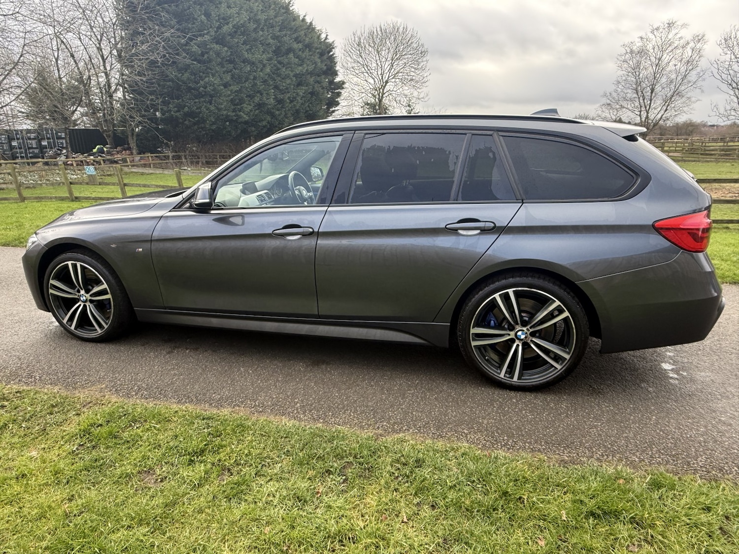 Used BMW 3 Series 2017 for sale - 77632399: Photo 16
