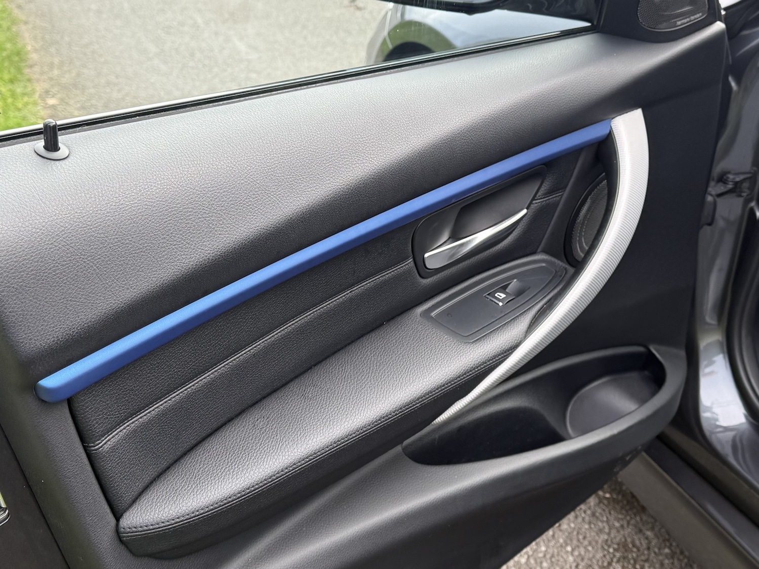 Used BMW 3 Series 2017 for sale - 77632399: Photo 21