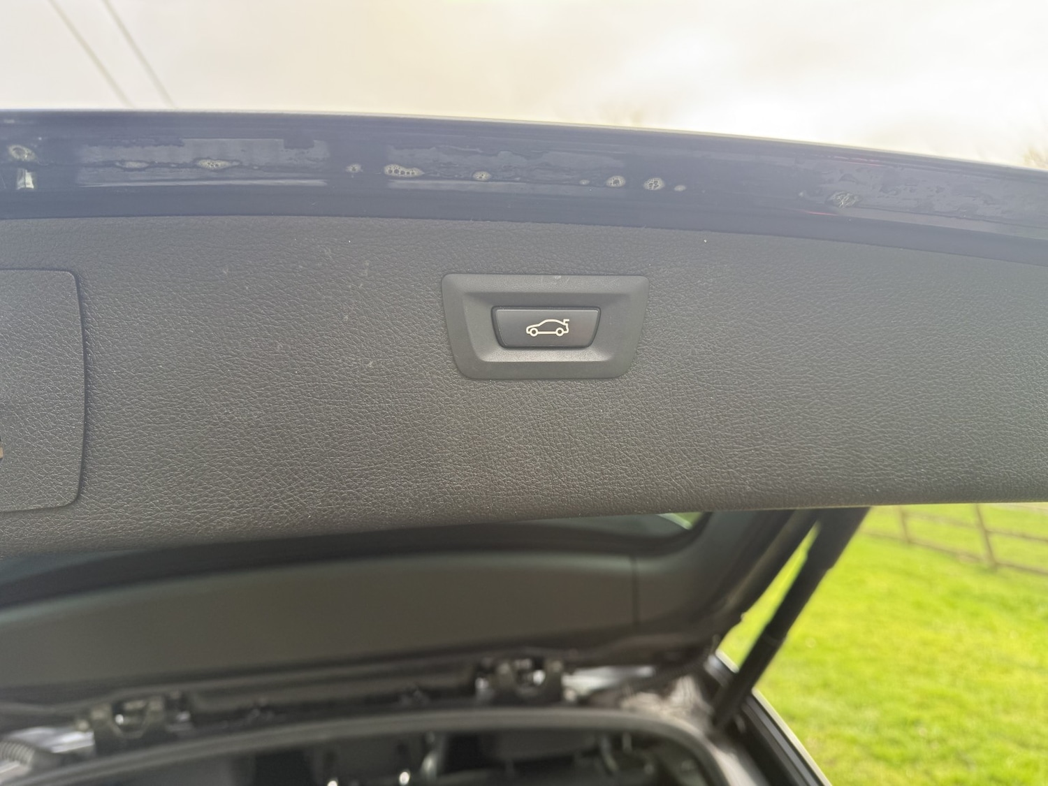 Used BMW 3 Series 2017 for sale - 77632399: Photo 27