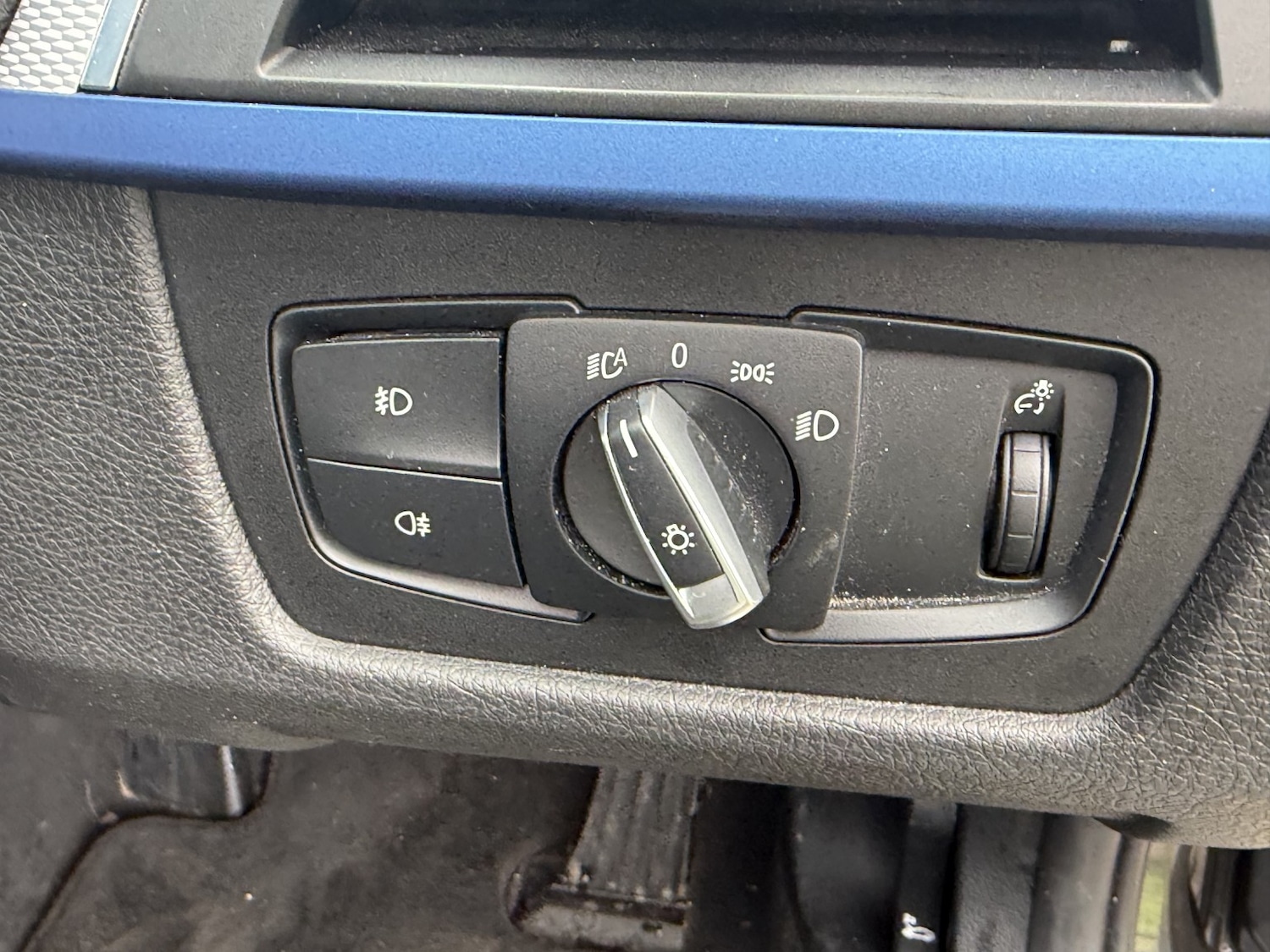 Used BMW 3 Series 2017 for sale - 77632399: Photo 33