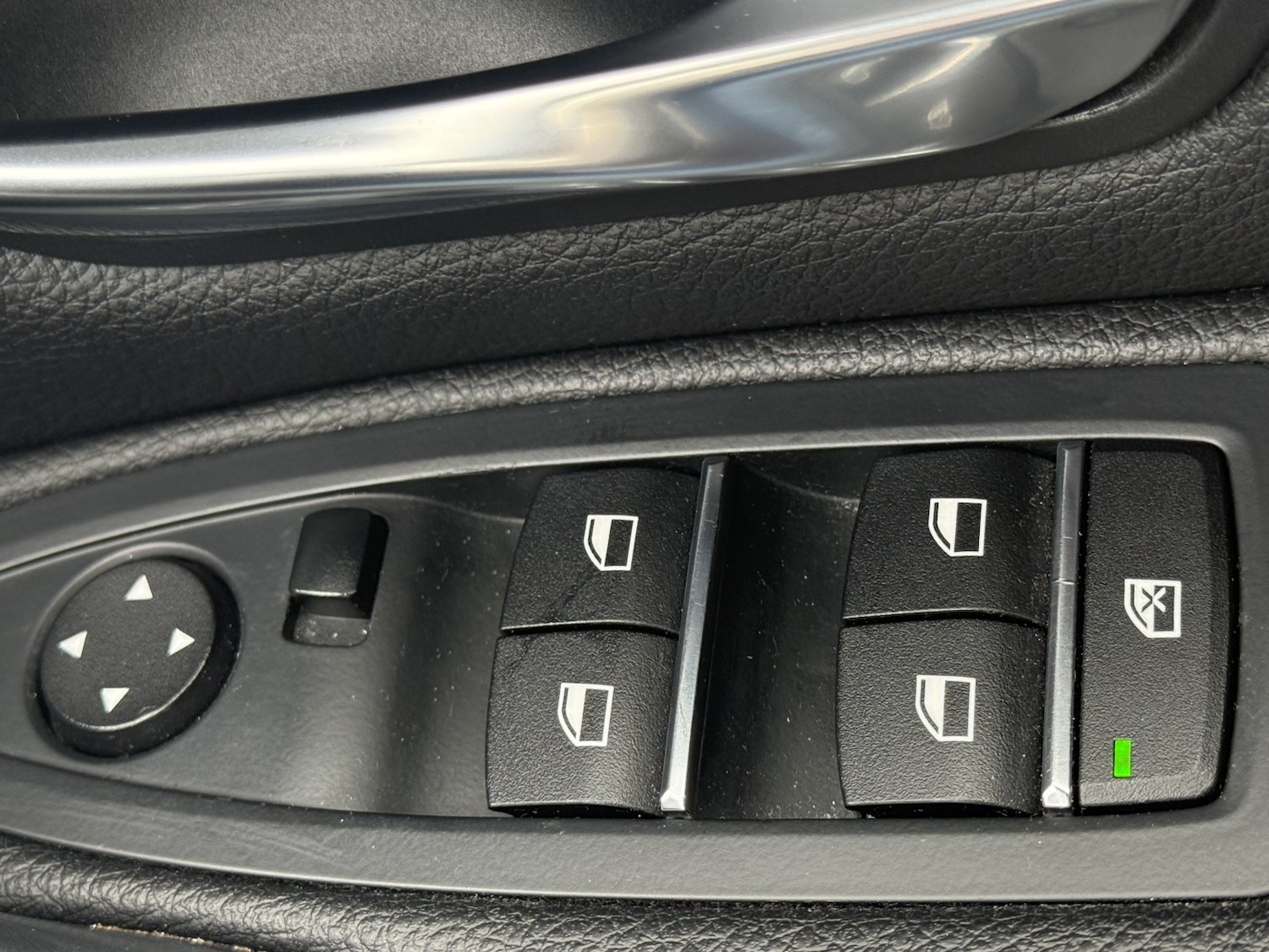 Used BMW 3 Series 2017 for sale - 77632399: Photo 41