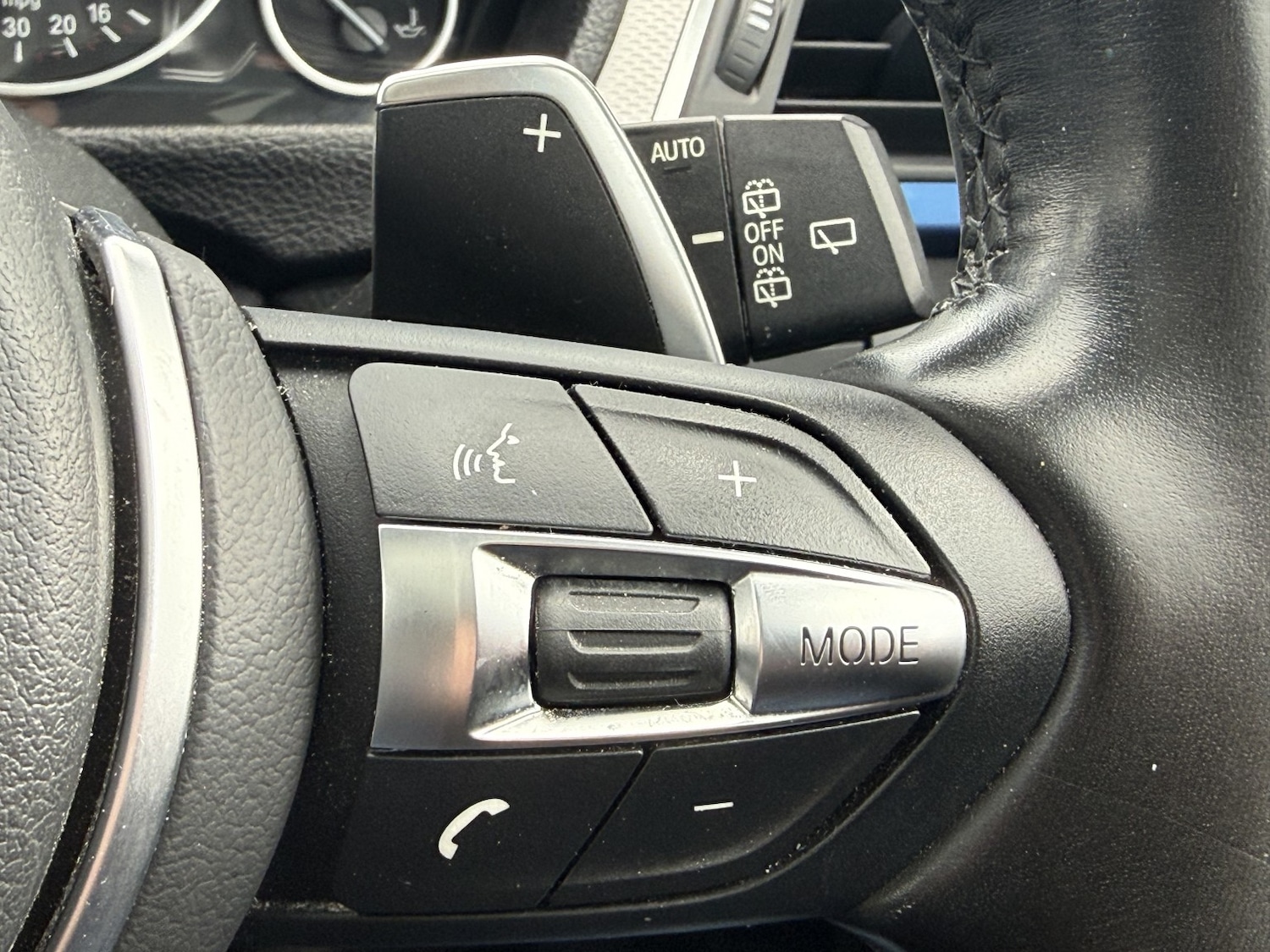 Used BMW 3 Series 2017 for sale - 77632399: Photo 42