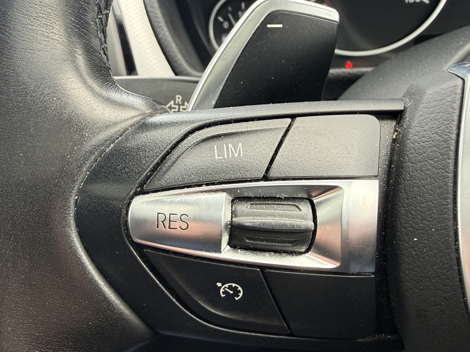 Used BMW 3 Series 2017 for sale - 77632399: Photo 43