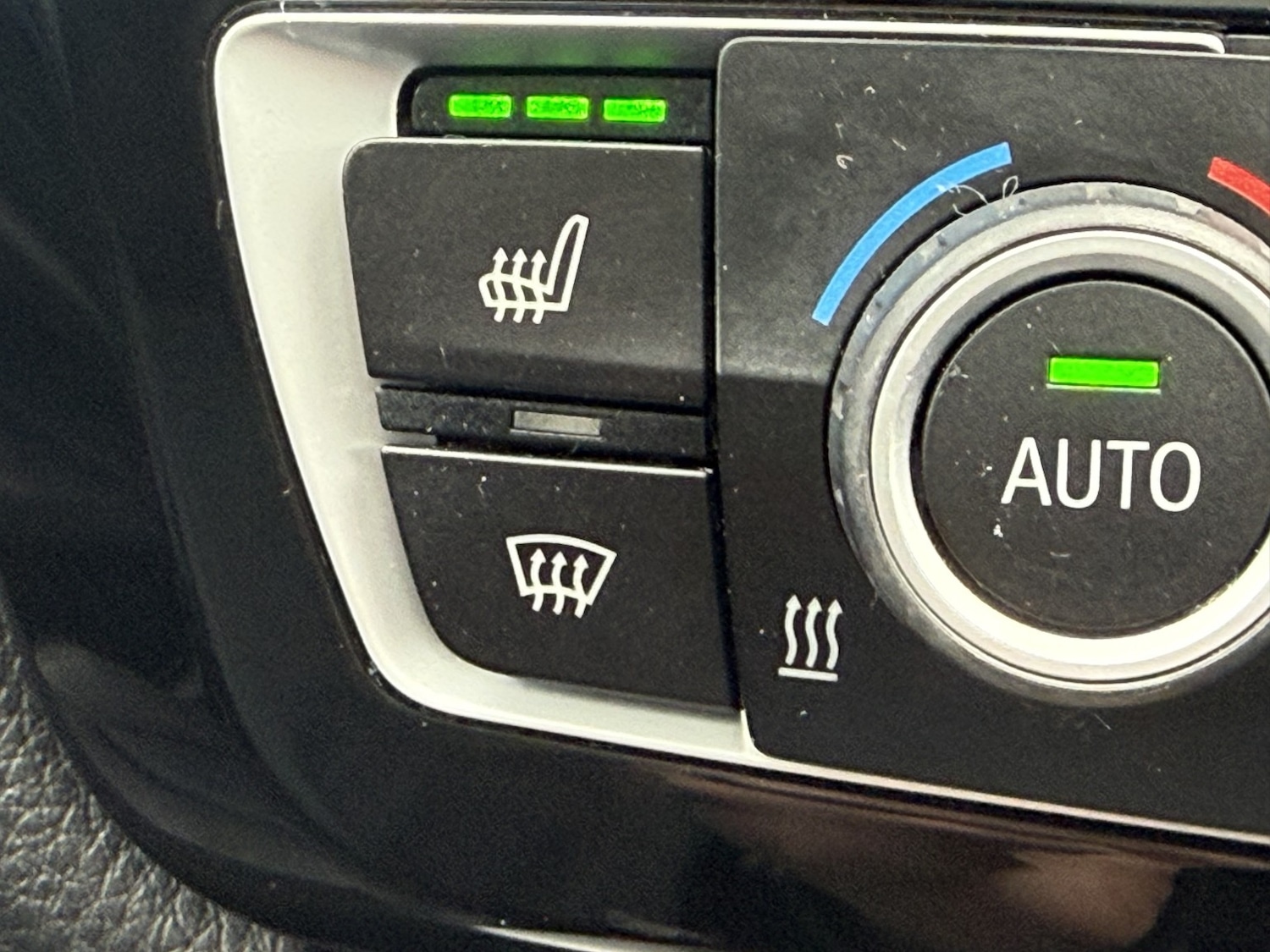 Used BMW 3 Series 2017 for sale - 77632399: Photo 44