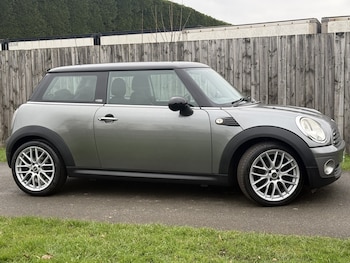 Used MINI Hatch 2010 for sale - 77522002: Photo