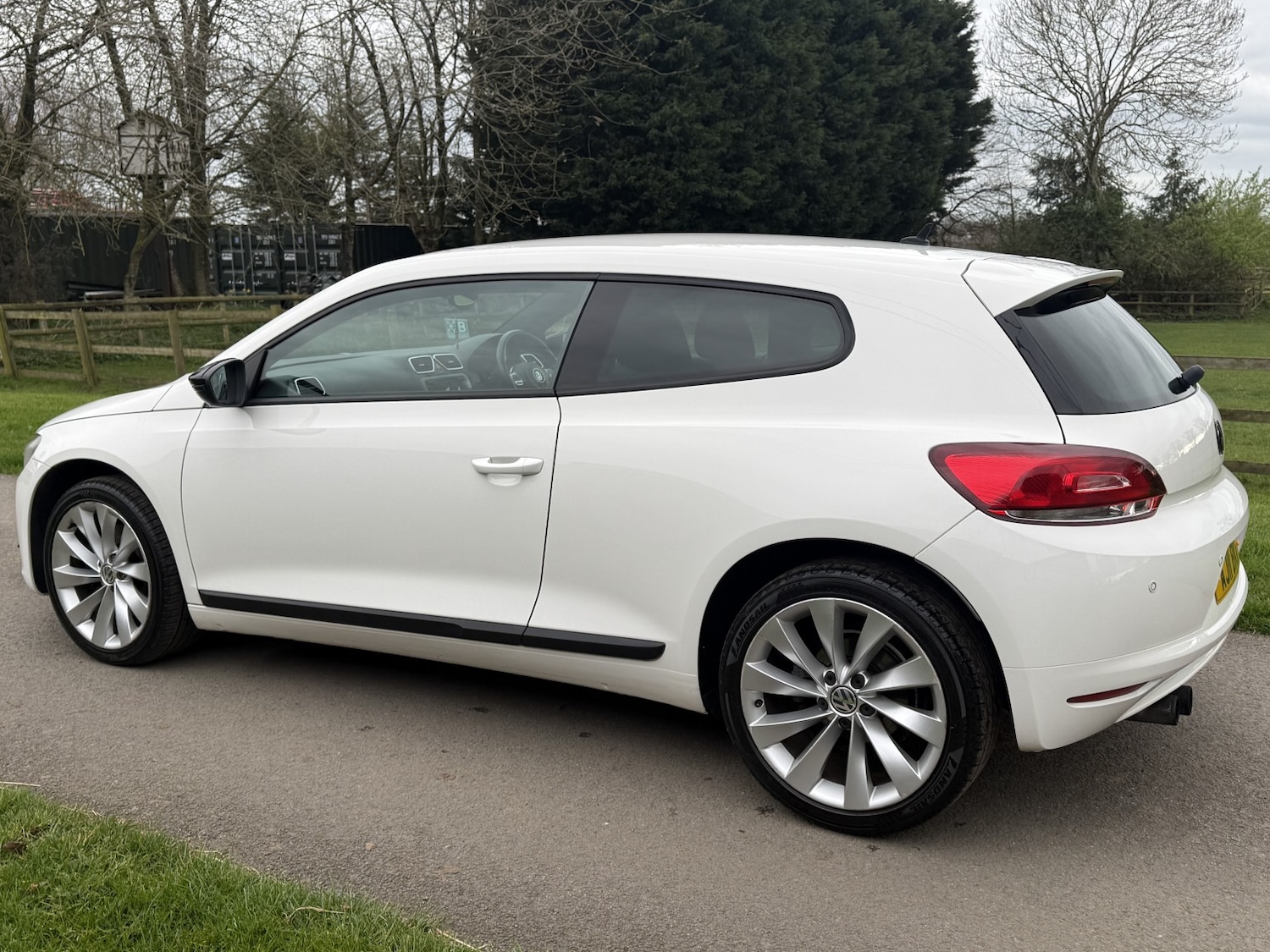 Used Volkswagen Scirocco 2011 for sale - 78112174: Photo 24