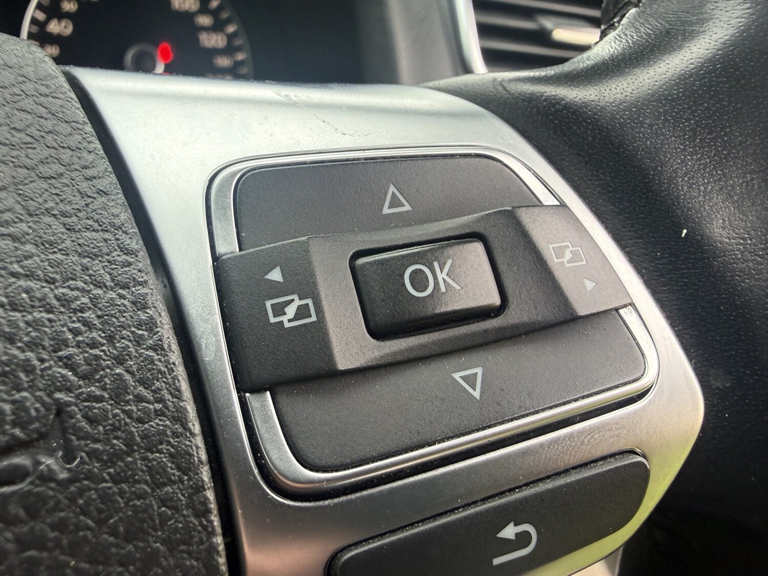 Used Volkswagen Scirocco 2011 for sale - 78112174: Photo 25