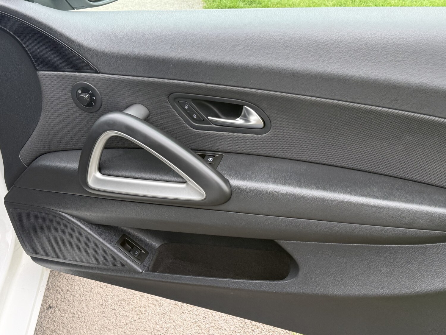 Used Volkswagen Scirocco 2011 for sale - 78112174: Photo 32