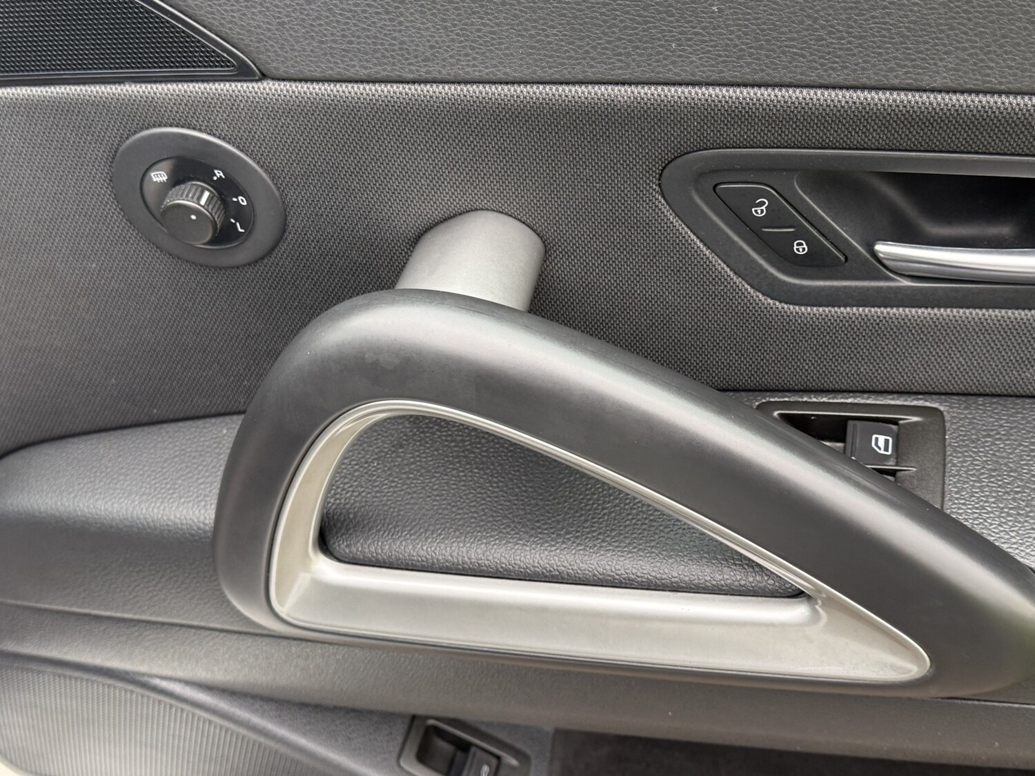 Used Volkswagen Scirocco 2011 for sale - 78112174: Photo 33