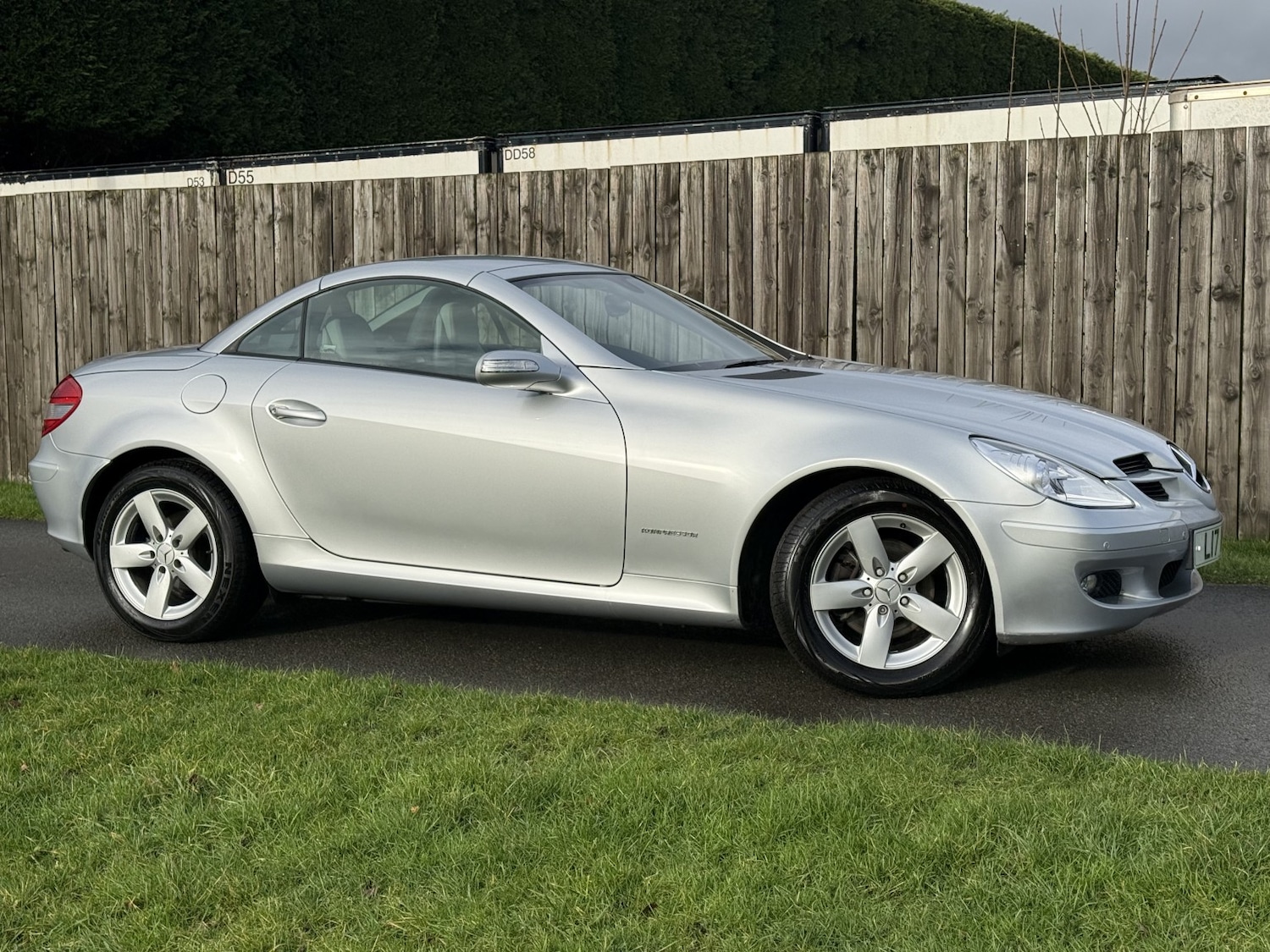Used Mercedes-Benz SLK 2005 for sale - 77522086: Photo 8