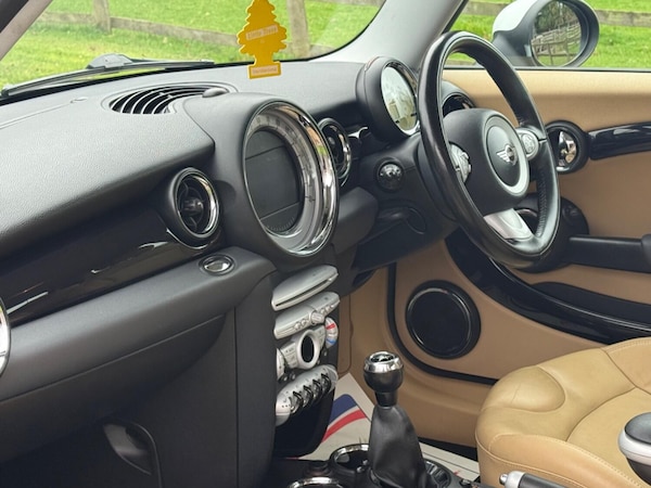 Used MINI Hatch 2010 for sale - 76237140: Photo 10