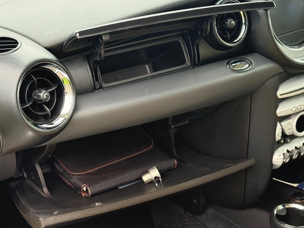 Used MINI Hatch 2010 for sale - 76237140: Photo 16