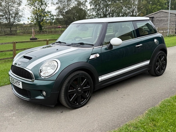 Used MINI Hatch 2010 for sale - 76237140: Photo 25