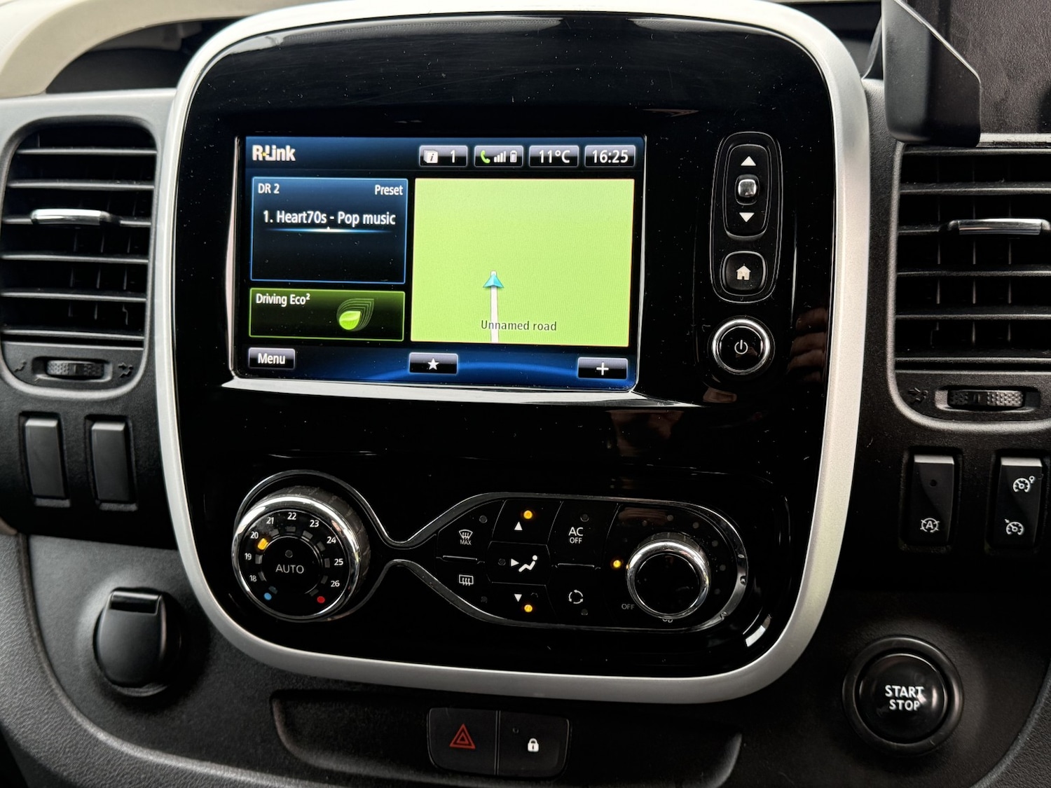 Used Renault Trafic 2015 for sale - 76547939: Photo 39