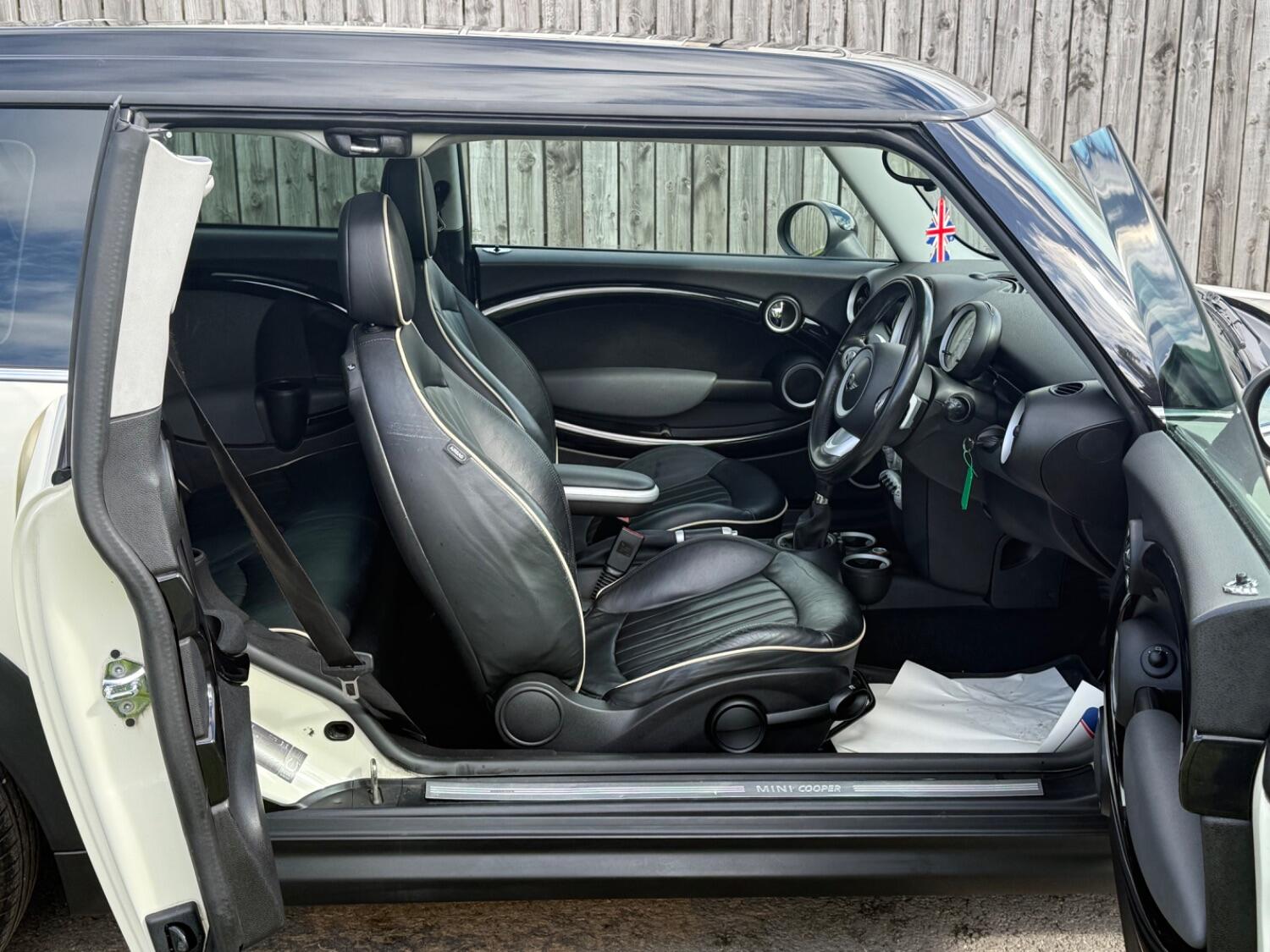 Used MINI Clubman 2009 for sale - 76769599: Photo 14