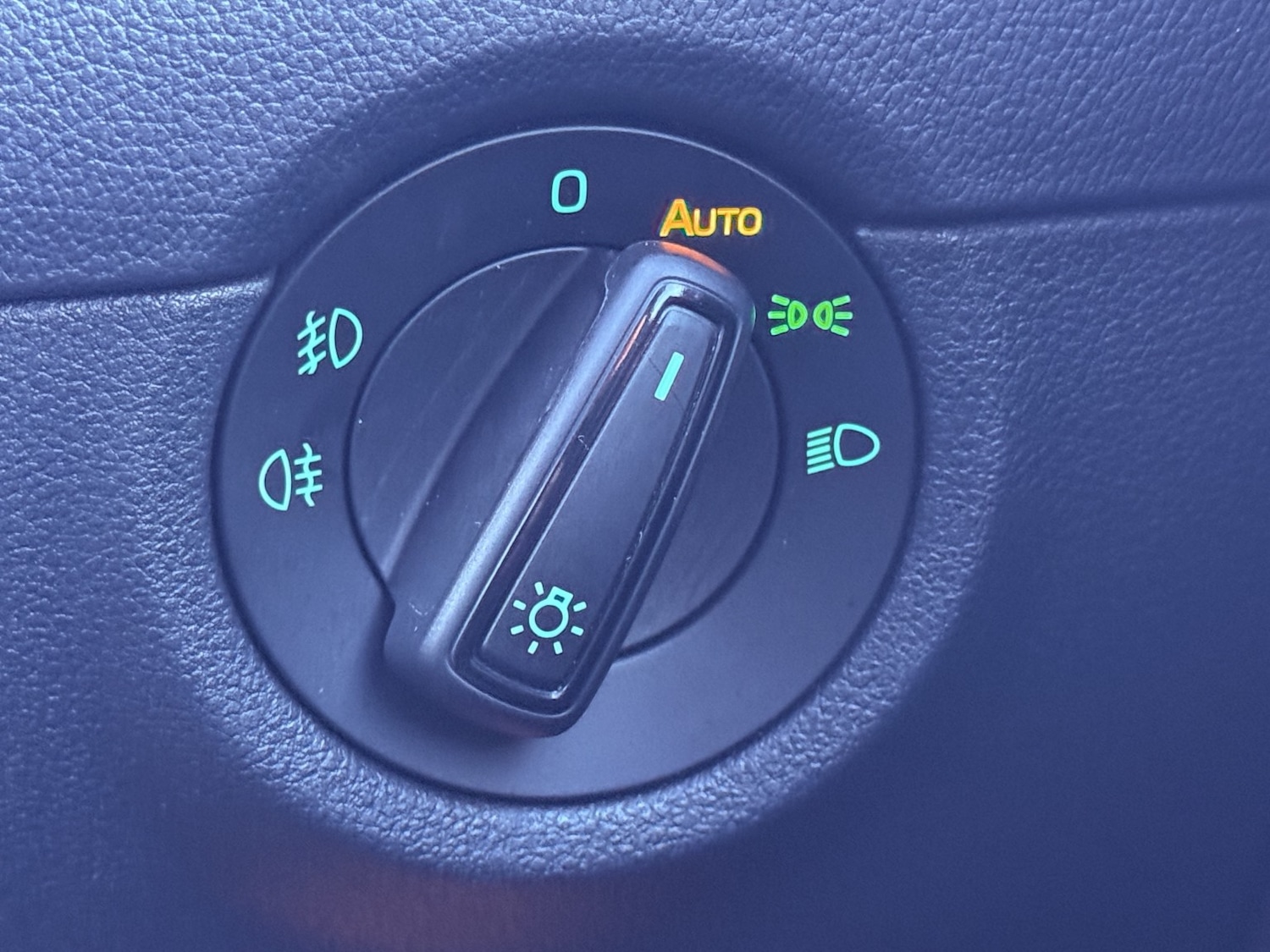 Used Skoda Octavia 2018 for sale - 76769713: Photo 38