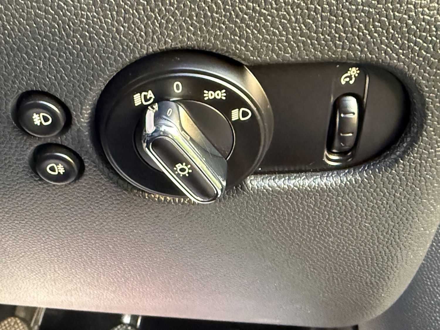 Used MINI Hatch 2016 for sale - 76547816: Photo 27