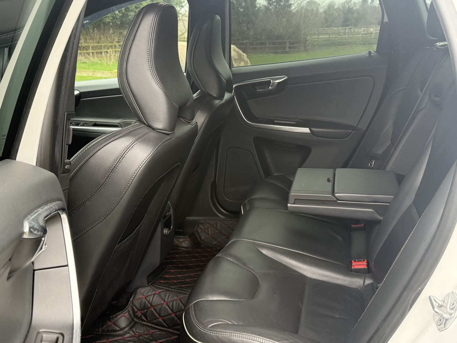 Used Volvo XC60 2016 for sale - 77792825: Photo 27