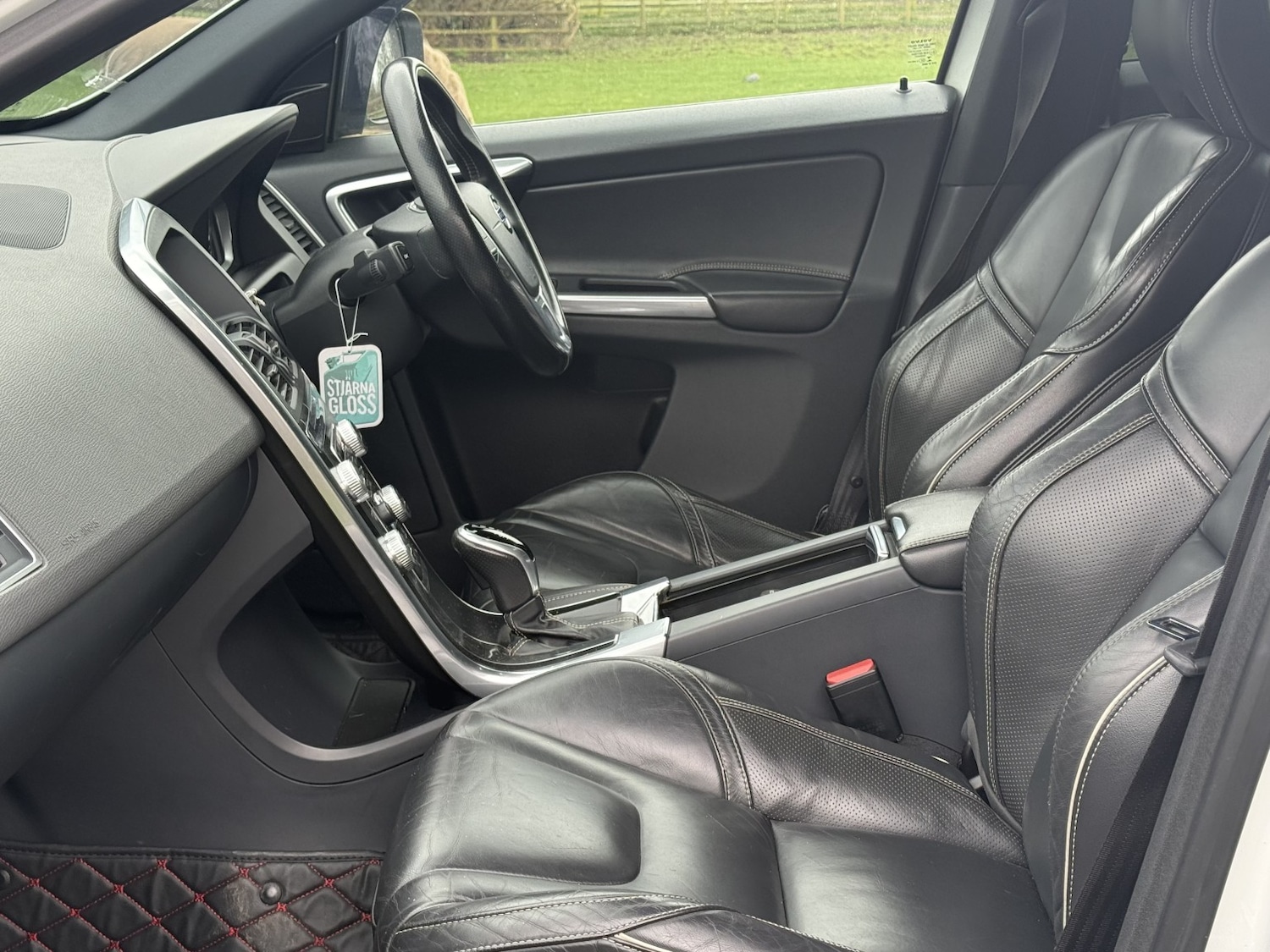 Used Volvo XC60 2016 for sale - 77792825: Photo 3