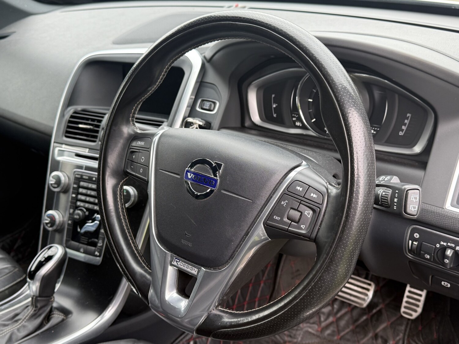 Used Volvo XC60 2016 for sale - 77792825: Photo 31