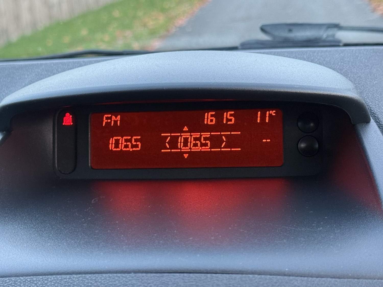 Used Renault Clio 2009 for sale - 76699231: Photo 21