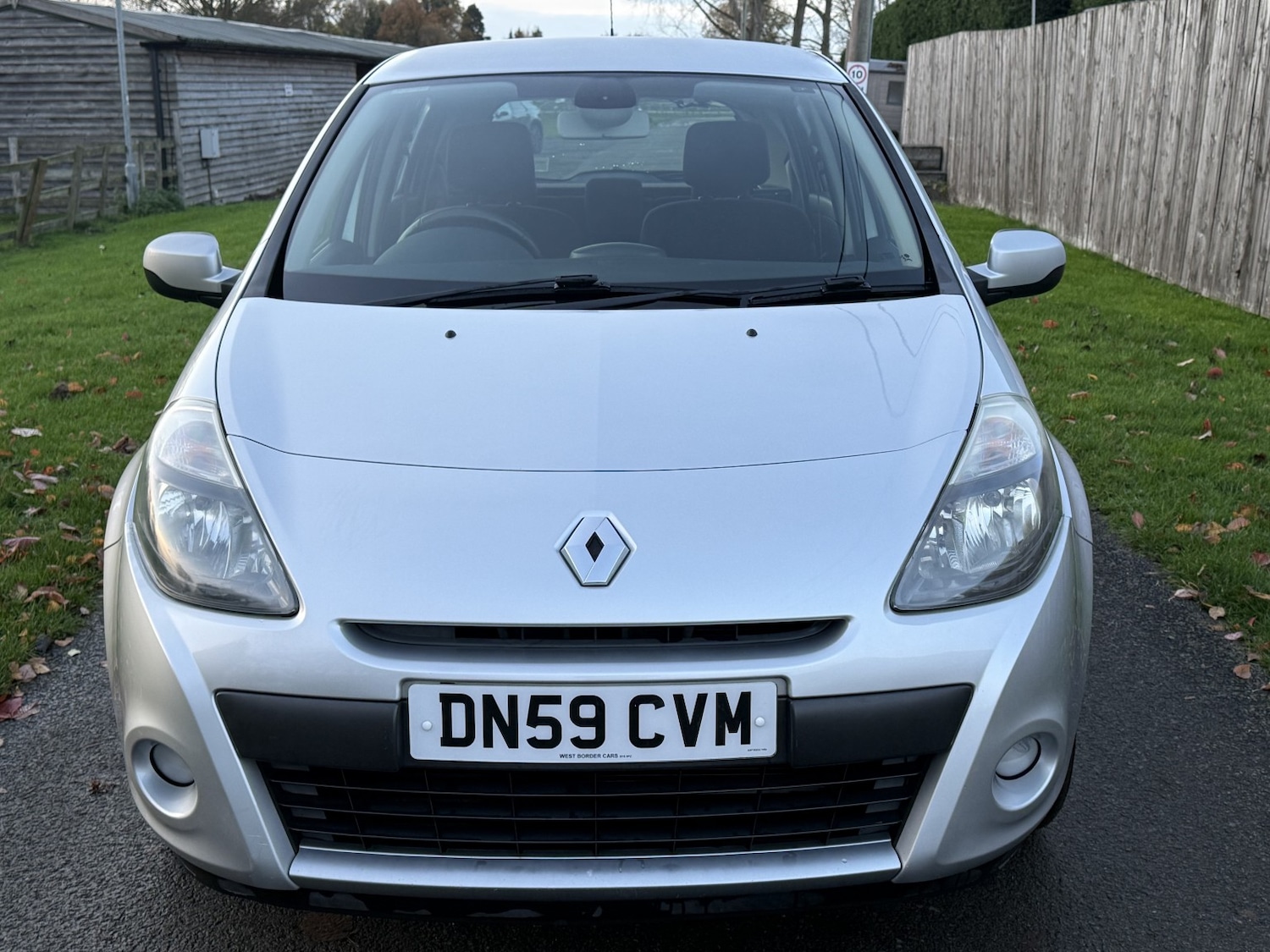 Used Renault Clio 2009 for sale - 76699231: Photo 26