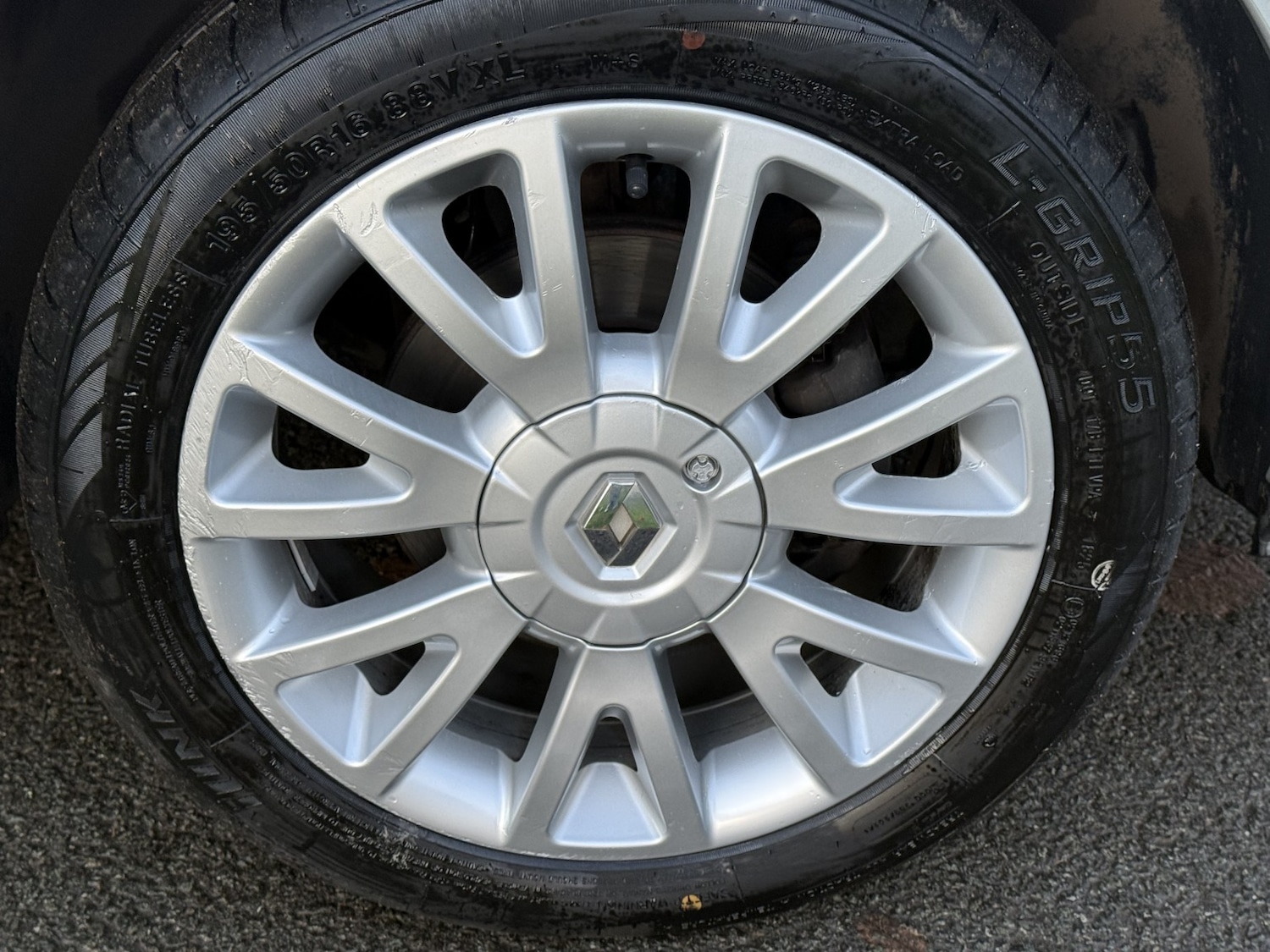 Used Renault Clio 2009 for sale - 76699231: Photo 27