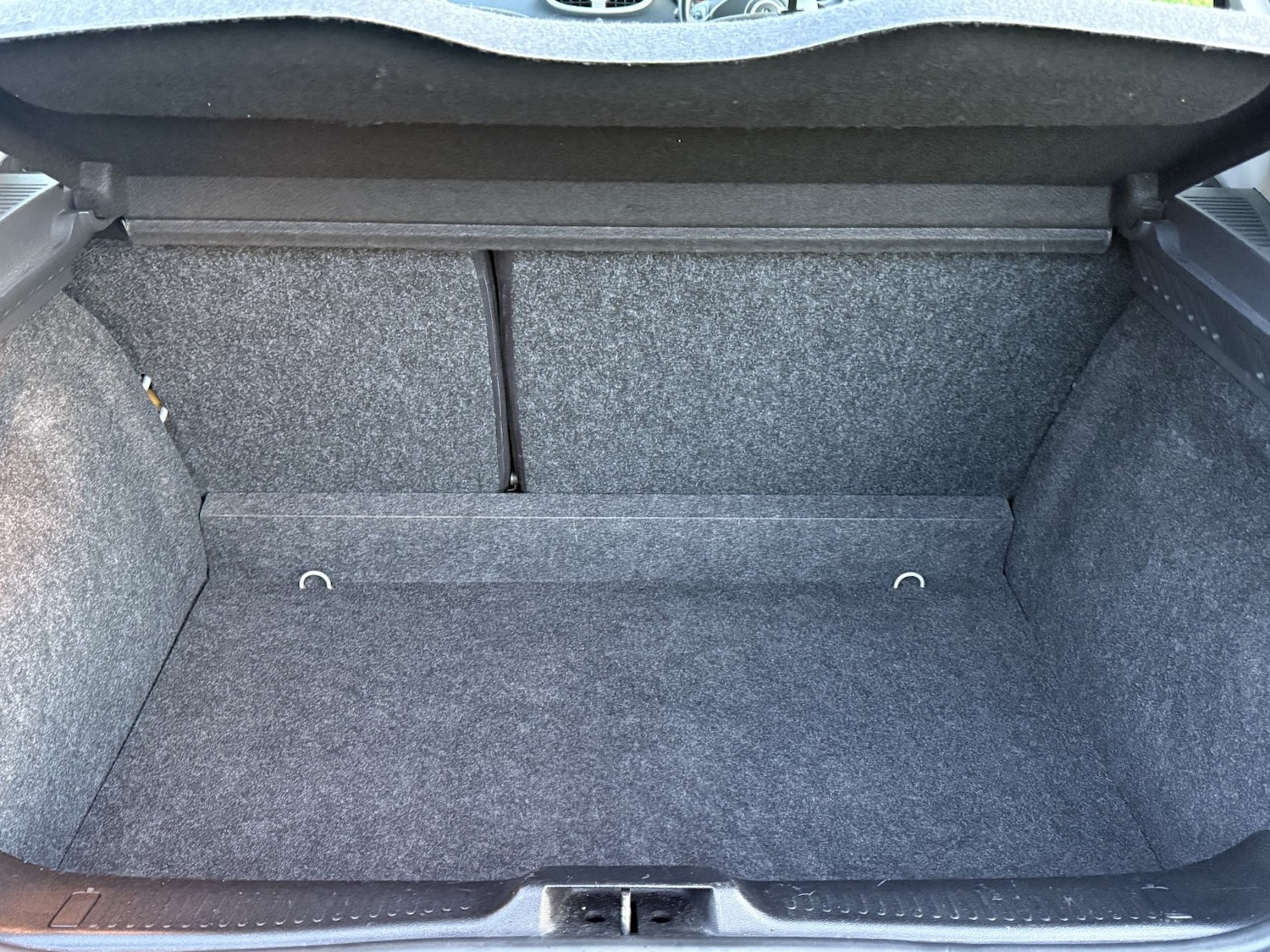 Used Renault Clio 2009 for sale - 76699231: Photo 30