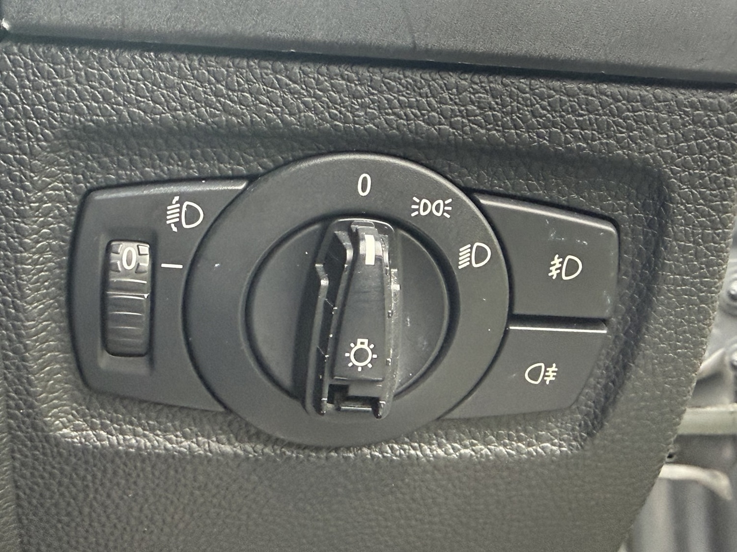 Used BMW 1 Series 2013 for sale - 77536063: Photo 38