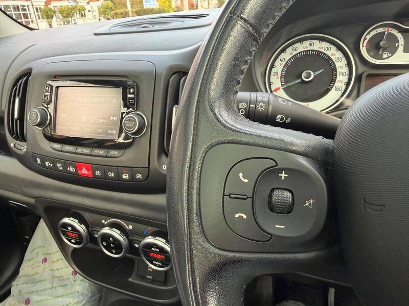 Used Fiat 500L 2014 for sale - 76685858: Photo 18