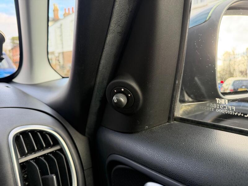 Used Fiat 500L 2014 for sale - 76685858: Photo 45