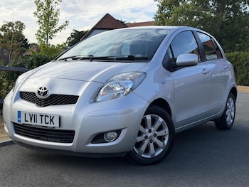 Used Toyota Yaris 2011 for sale - 79469711: Photo