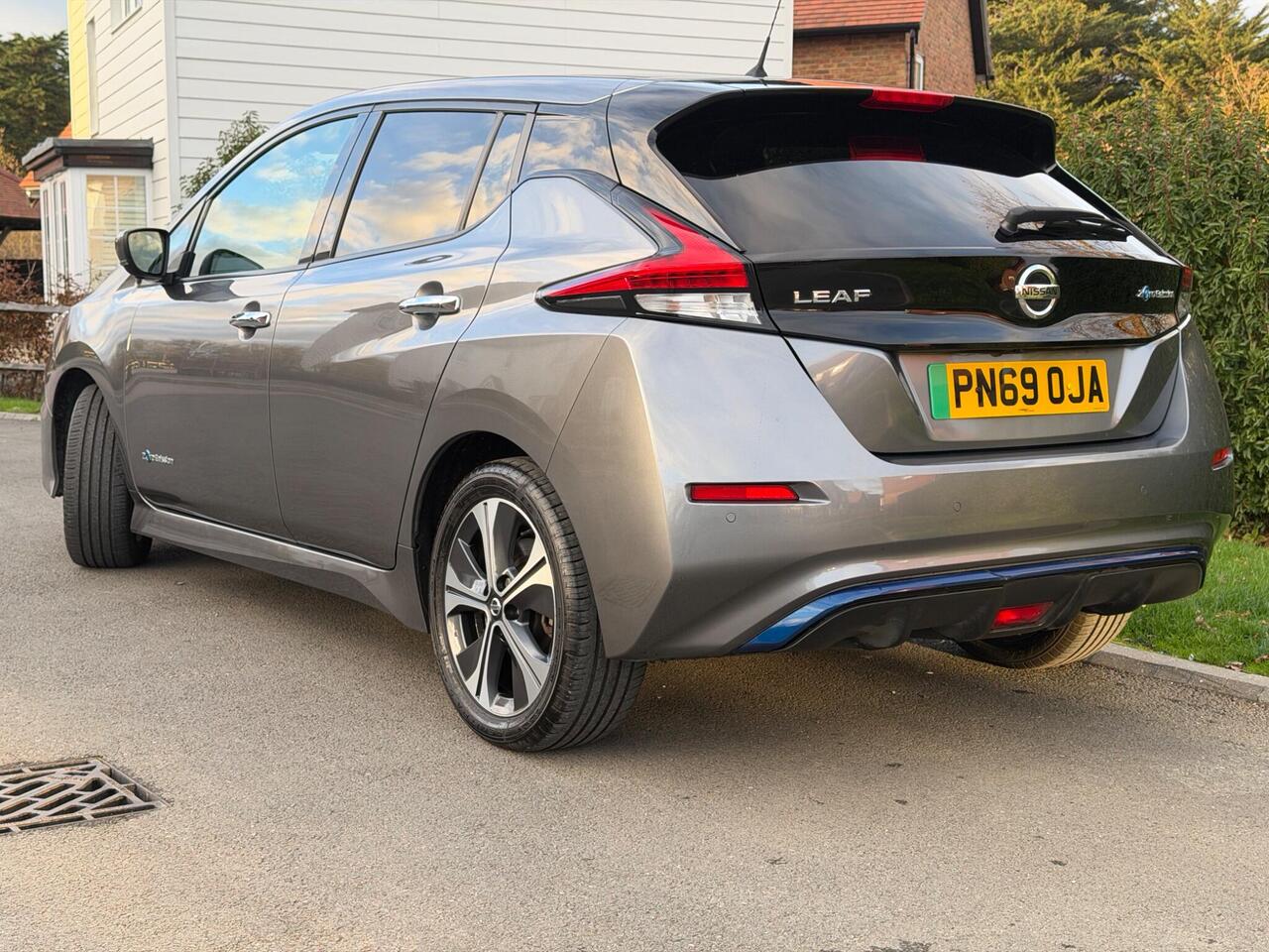 Used Nissan Leaf 2019 for sale - 76662676: Photo 5