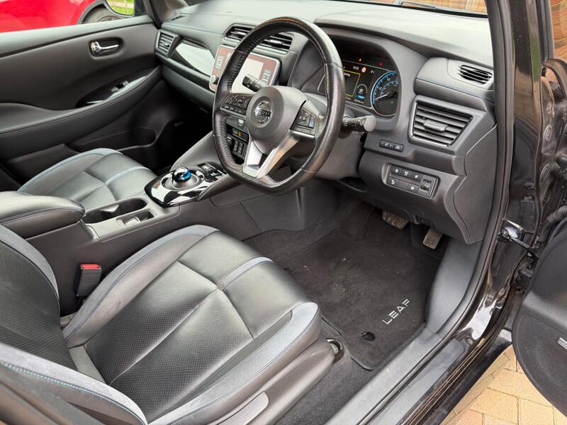 Used Nissan Leaf 2020 for sale - 77620418: Photo 12