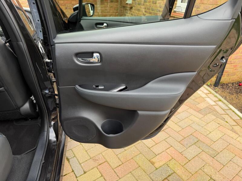 Used Nissan Leaf 2020 for sale - 77620418: Photo 28