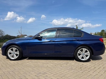 Used BMW 3 Series 2018 for sale - 79170822: Photo