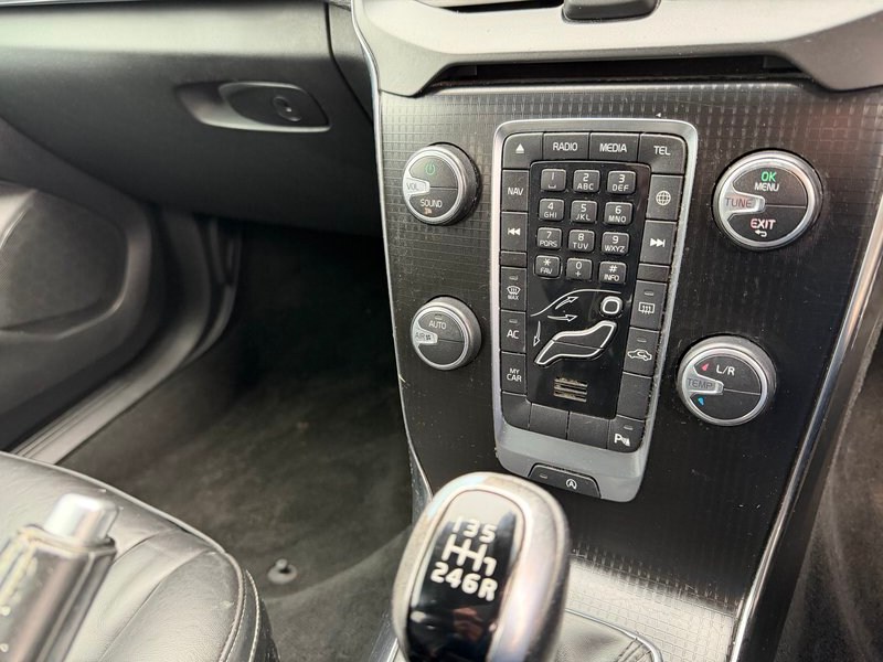 Used Volvo V40 2016 for sale - 76590246: Photo 13