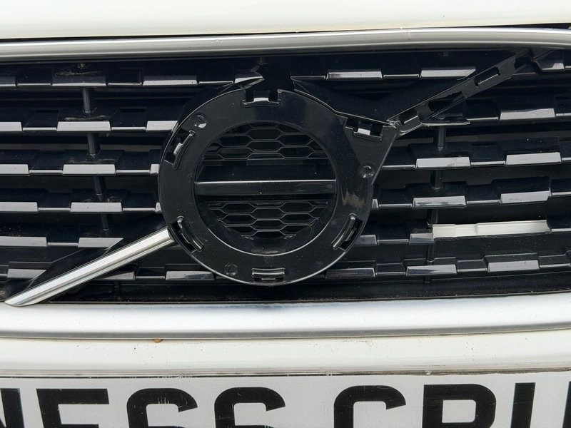 Used Volvo V40 2016 for sale - 76590246: Photo 32