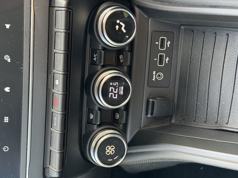 Used Renault Zoe 2021 for sale - 76363096: Photo 42