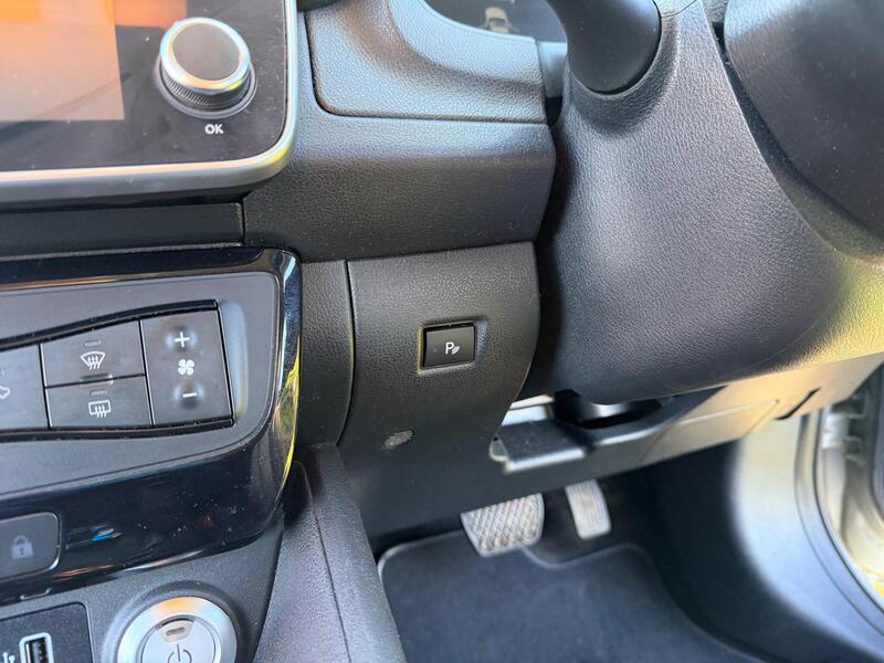 Used Nissan Leaf 2019 for sale - 76985460: Photo 17