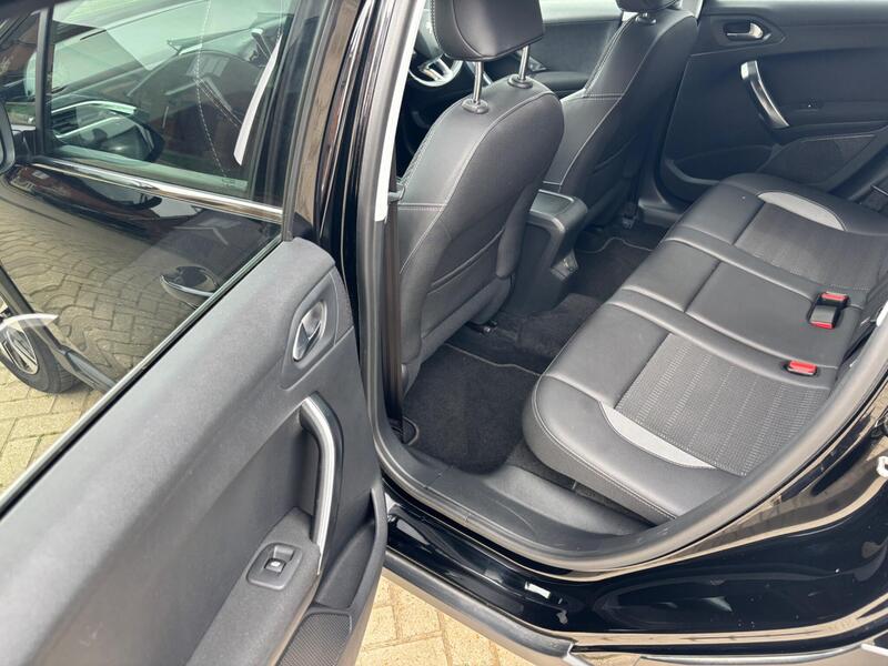 Used Peugeot 2008 2017 for sale - 78181907: Photo 19