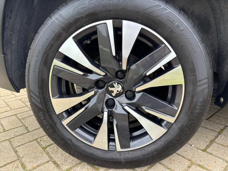 Used Peugeot 2008 2017 for sale - 78181907: Photo 27